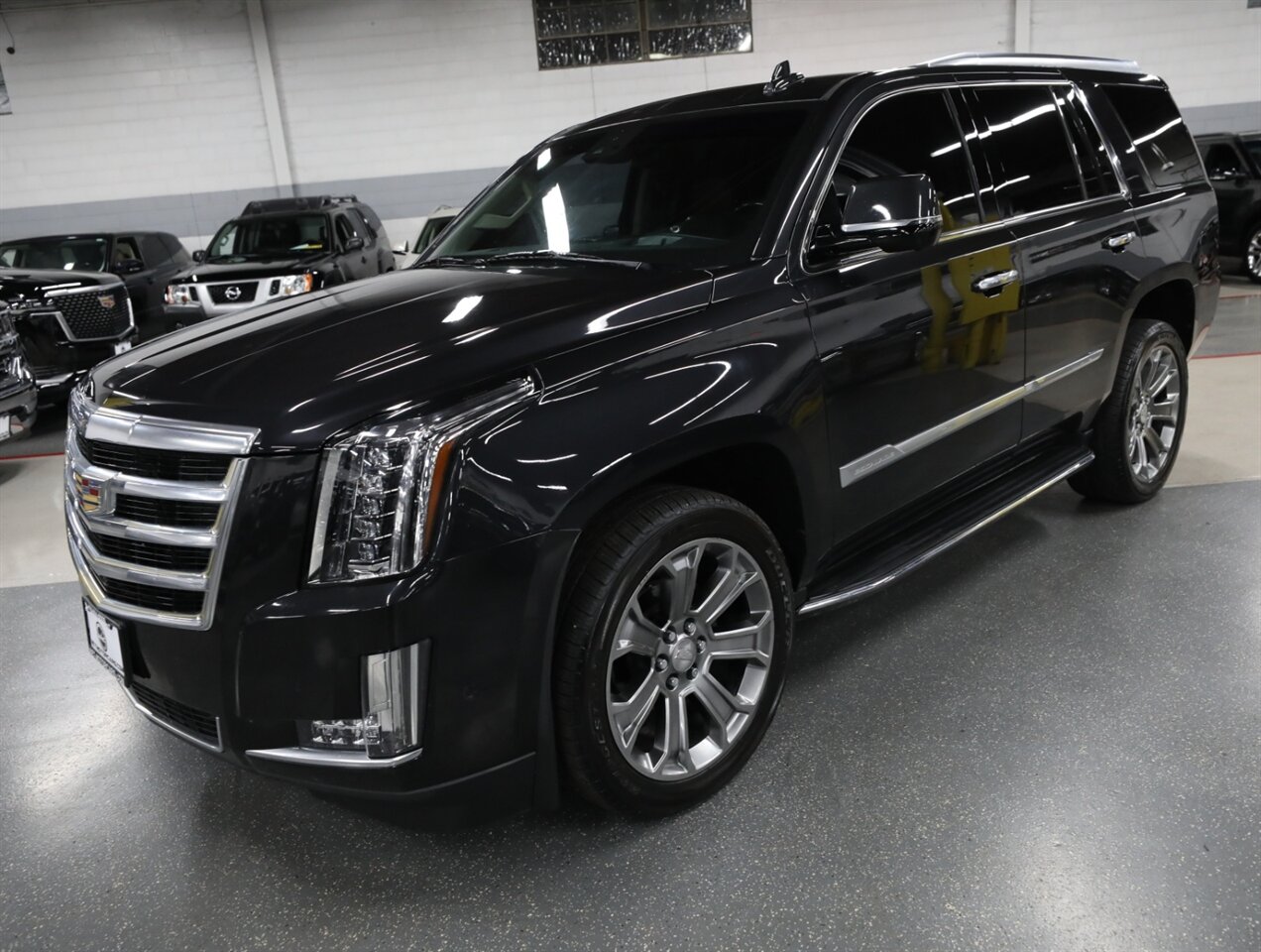 2019 Cadillac Escalade Luxury 4WD - Photo 4 - Addison, IL 60101