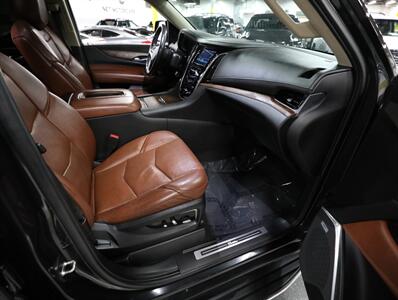2019 Cadillac Escalade Luxury 4WD - Photo 14 - Addison, IL 60101