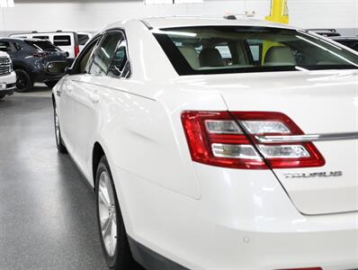 2015 Ford Taurus SEL   - Photo 13 - Addison, IL 60101