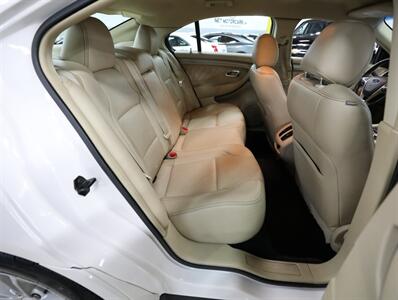 2015 Ford Taurus SEL   - Photo 20 - Addison, IL 60101