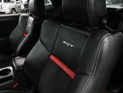 2009 Dodge Challenger SRT8   - Photo 30 - Addison, IL 60101