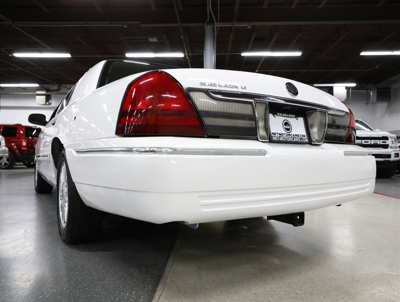 2010 Mercury Grand Marquis LS - Photo 11 - Addison, IL 60101