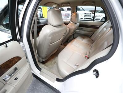 2010 Mercury Grand Marquis LS - Photo 25 - Addison, IL 60101