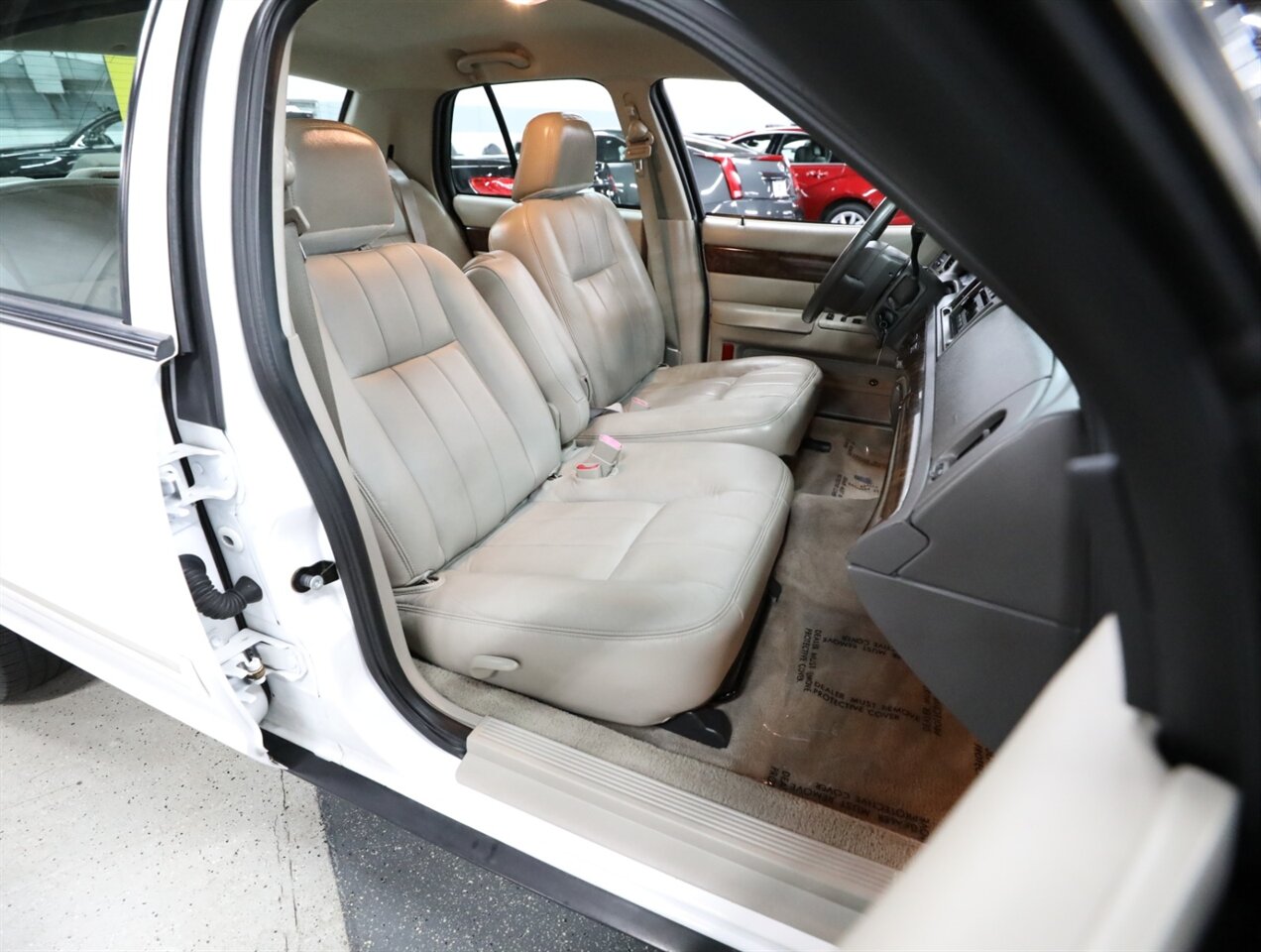 2010 Mercury Grand Marquis LS - Photo 19 - Addison, IL 60101