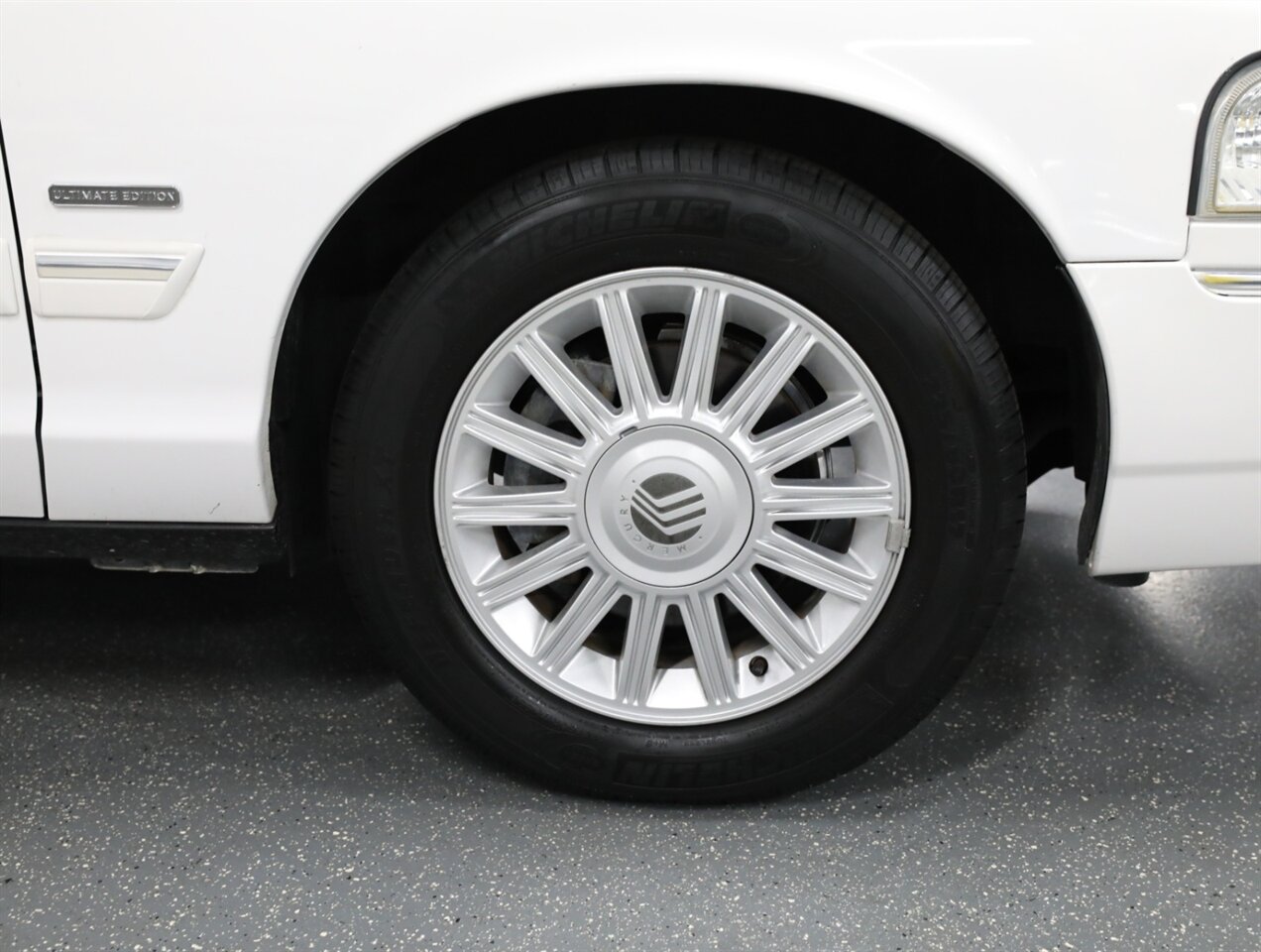 2010 Mercury Grand Marquis LS - Photo 38 - Addison, IL 60101