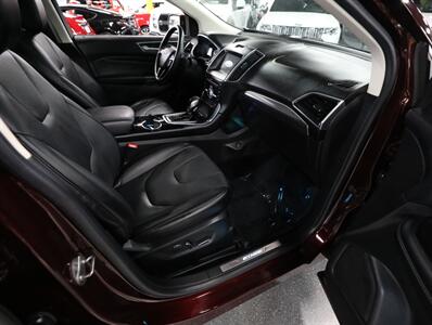 2017 Ford Edge Titanium AWD   - Photo 17 - Addison, IL 60101