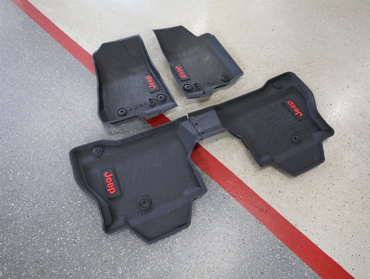 2021 Jeep Gladiator Mojave 4X4 - Photo 53 - Addison, IL 60101