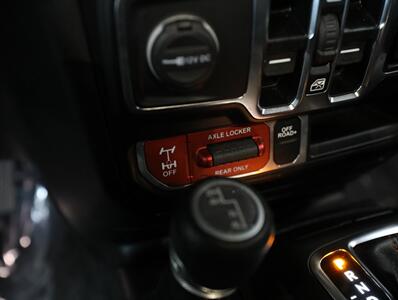 2021 Jeep Gladiator Mojave 4X4 - Photo 35 - Addison, IL 60101