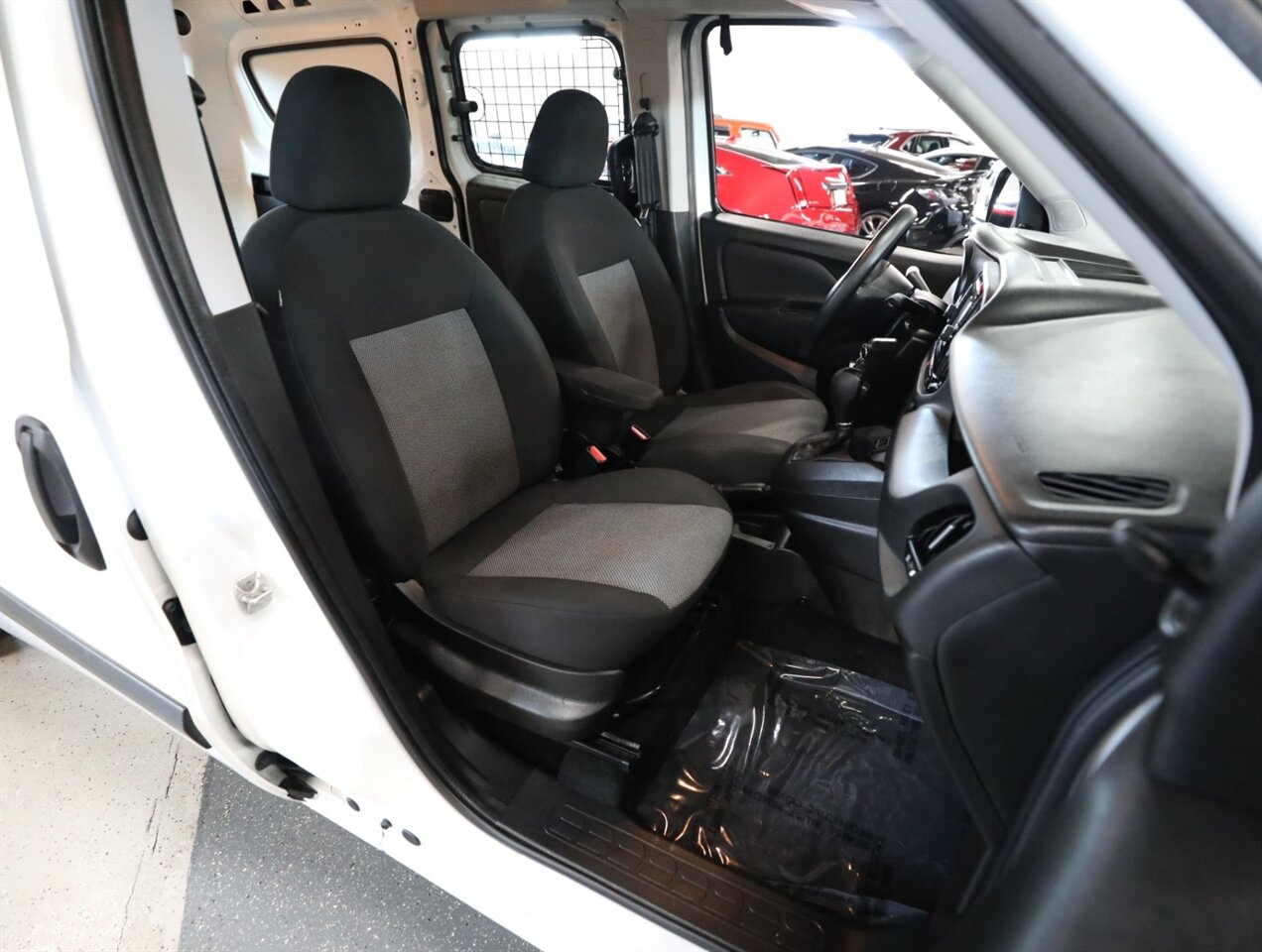 2018 RAM ProMaster Tradesman - Photo 17 - Addison, IL 60101