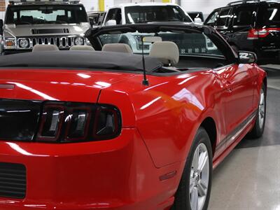 2014 Ford Mustang V6   - Photo 11 - Addison, IL 60101