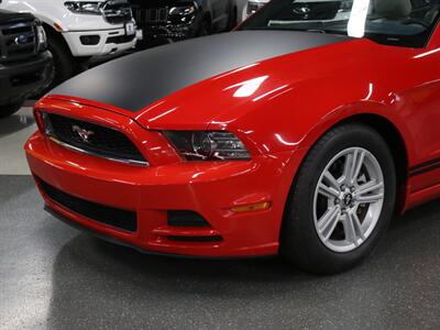 2014 Ford Mustang V6   - Photo 4 - Addison, IL 60101