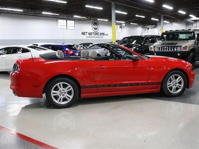 2014 Ford Mustang V6   - Photo 8 - Addison, IL 60101