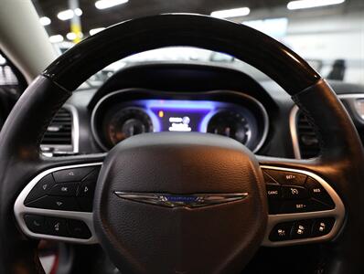 2018 Chrysler 300 Limited AWD   - Photo 41 - Addison, IL 60101