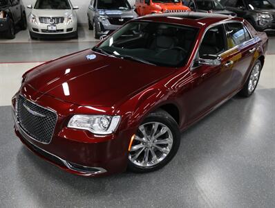 2018 Chrysler 300 Limited AWD   - Photo 2 - Addison, IL 60101
