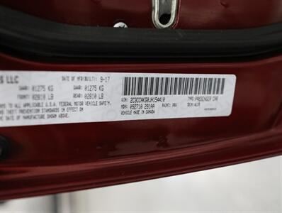 2018 Chrysler 300 Limited AWD   - Photo 43 - Addison, IL 60101