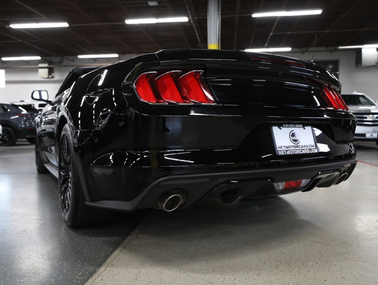 2015 Ford Mustang GT Premium Convertible - Photo 12 - Addison, IL 60101