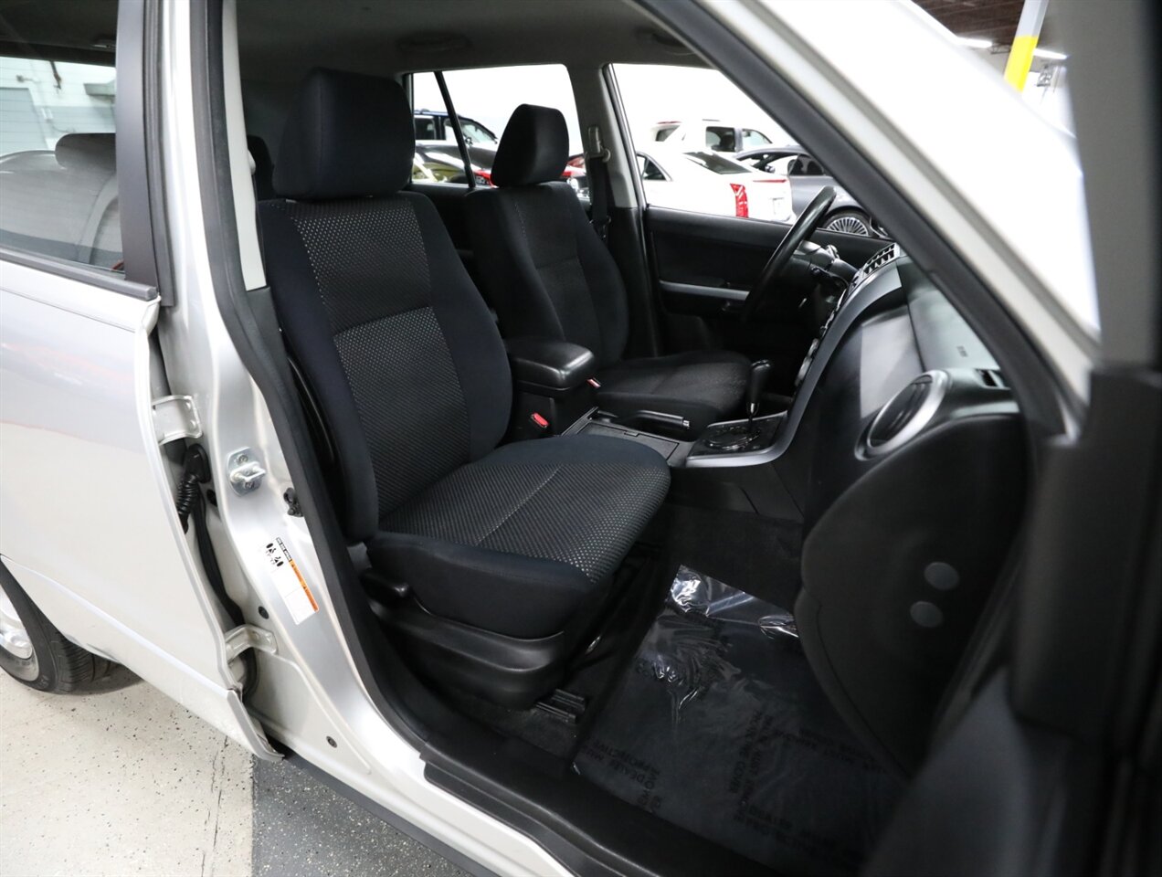 2008 Suzuki Grand Vitara 4WD - Photo 18 - Addison, IL 60101