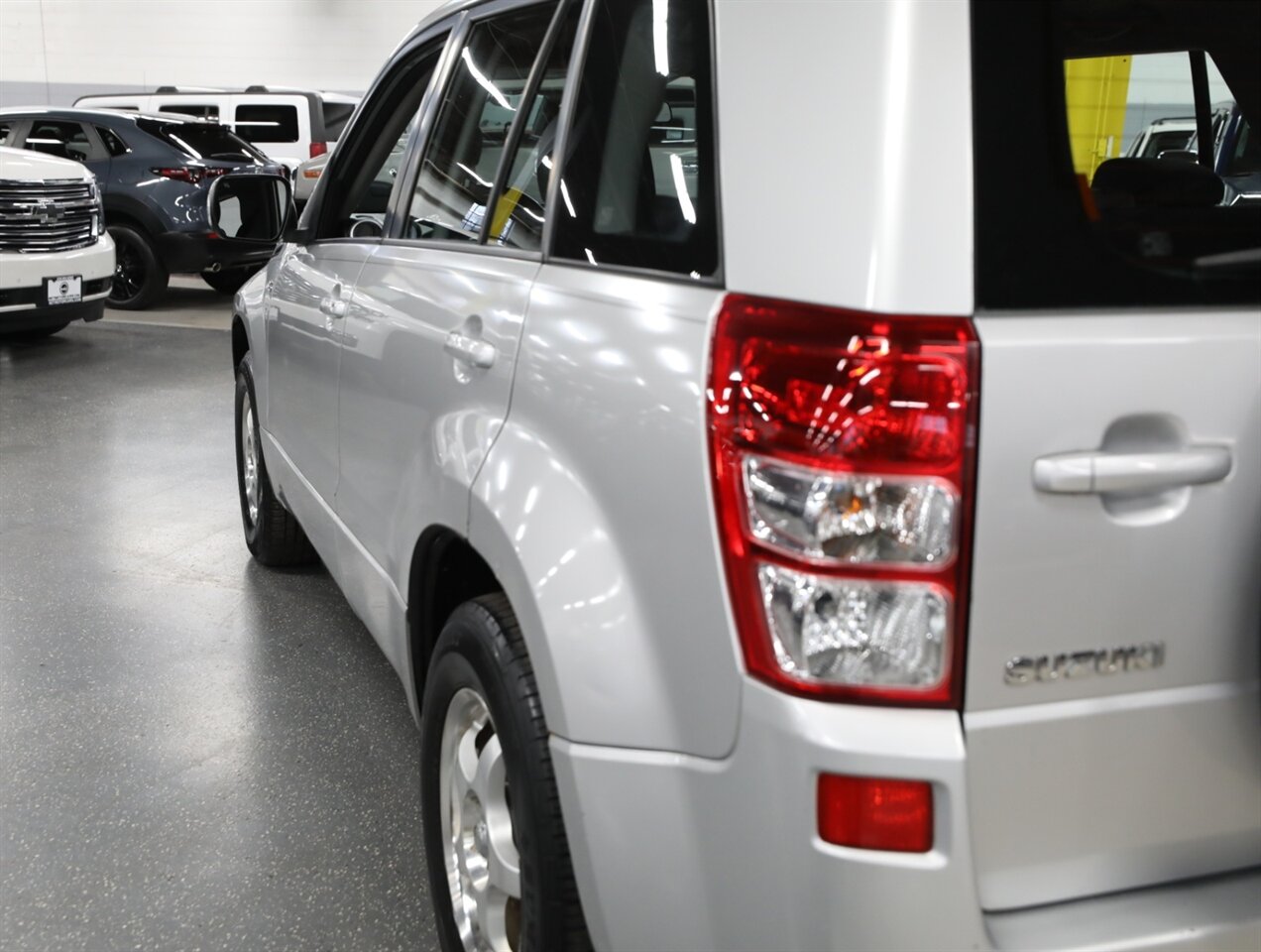 2008 Suzuki Grand Vitara 4WD - Photo 14 - Addison, IL 60101