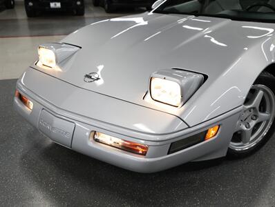 1996 Chevrolet Corvette Coupe - Photo 3 - Addison, IL 60101