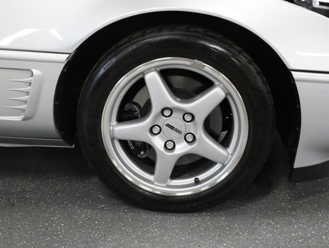 1996 Chevrolet Corvette Coupe - Photo 54 - Addison, IL 60101