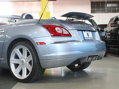 2005 Chrysler Crossfire Limited   - Photo 17 - Addison, IL 60101