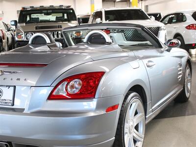 2005 Chrysler Crossfire Limited   - Photo 10 - Addison, IL 60101