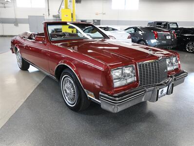1983 Buick Riviera   - Photo 9 - Addison, IL 60101