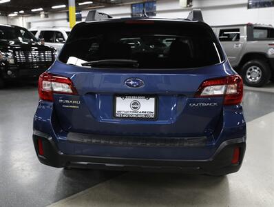 2019 Subaru Outback 2.5i Limited AWD   - Photo 10 - Addison, IL 60101