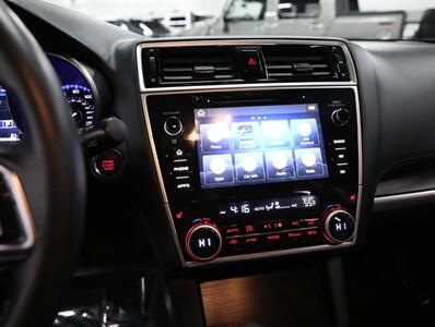 2019 Subaru Outback 2.5i Limited AWD   - Photo 33 - Addison, IL 60101