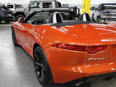 2014 Jaguar F-TYPE S Convertible - Photo 19 - Addison, IL 60101