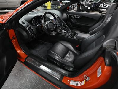 2014 Jaguar F-TYPE S Convertible - Photo 28 - Addison, IL 60101