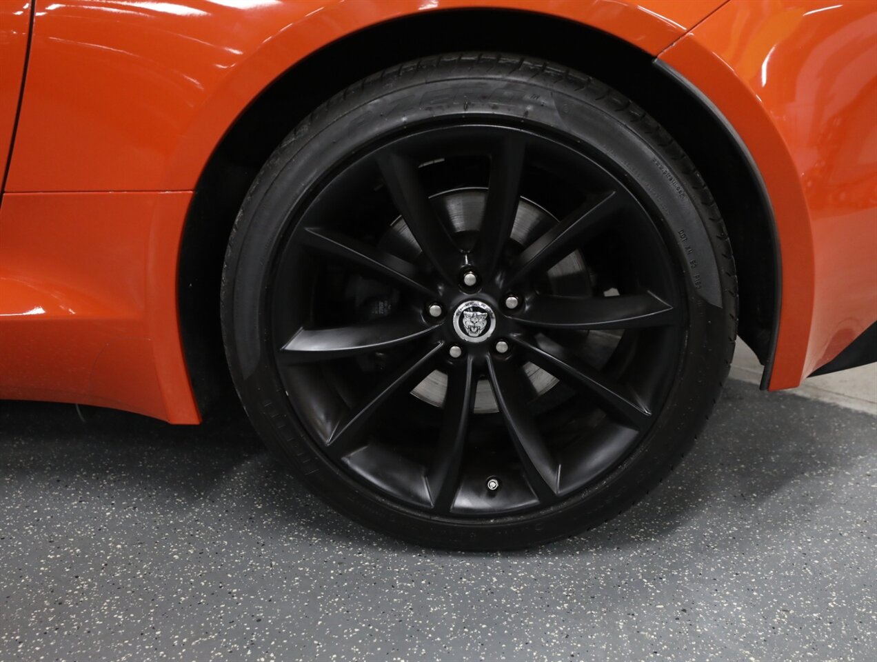 2014 Jaguar F-TYPE S Convertible - Photo 42 - Addison, IL 60101