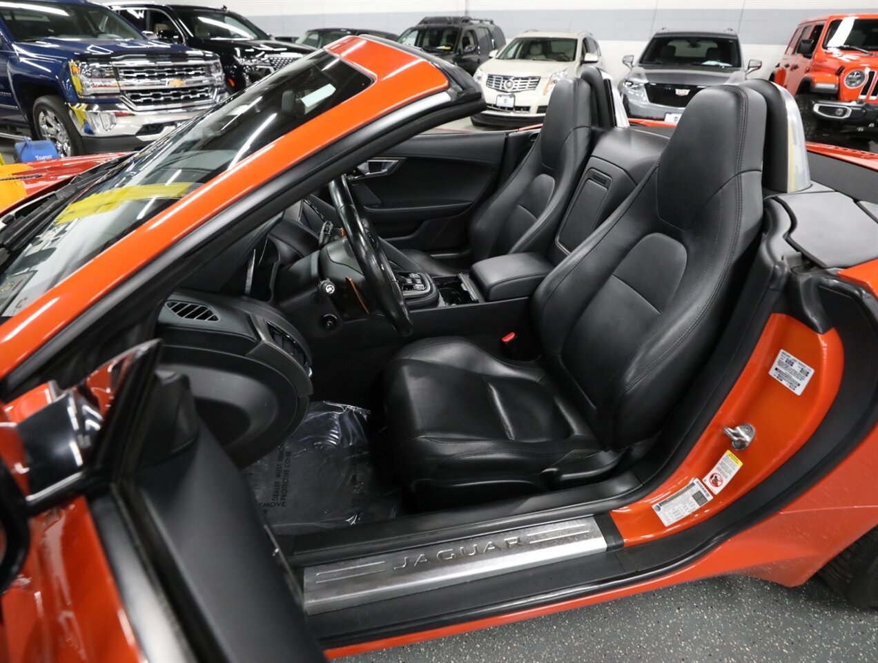 2014 Jaguar F-TYPE S Convertible - Photo 29 - Addison, IL 60101