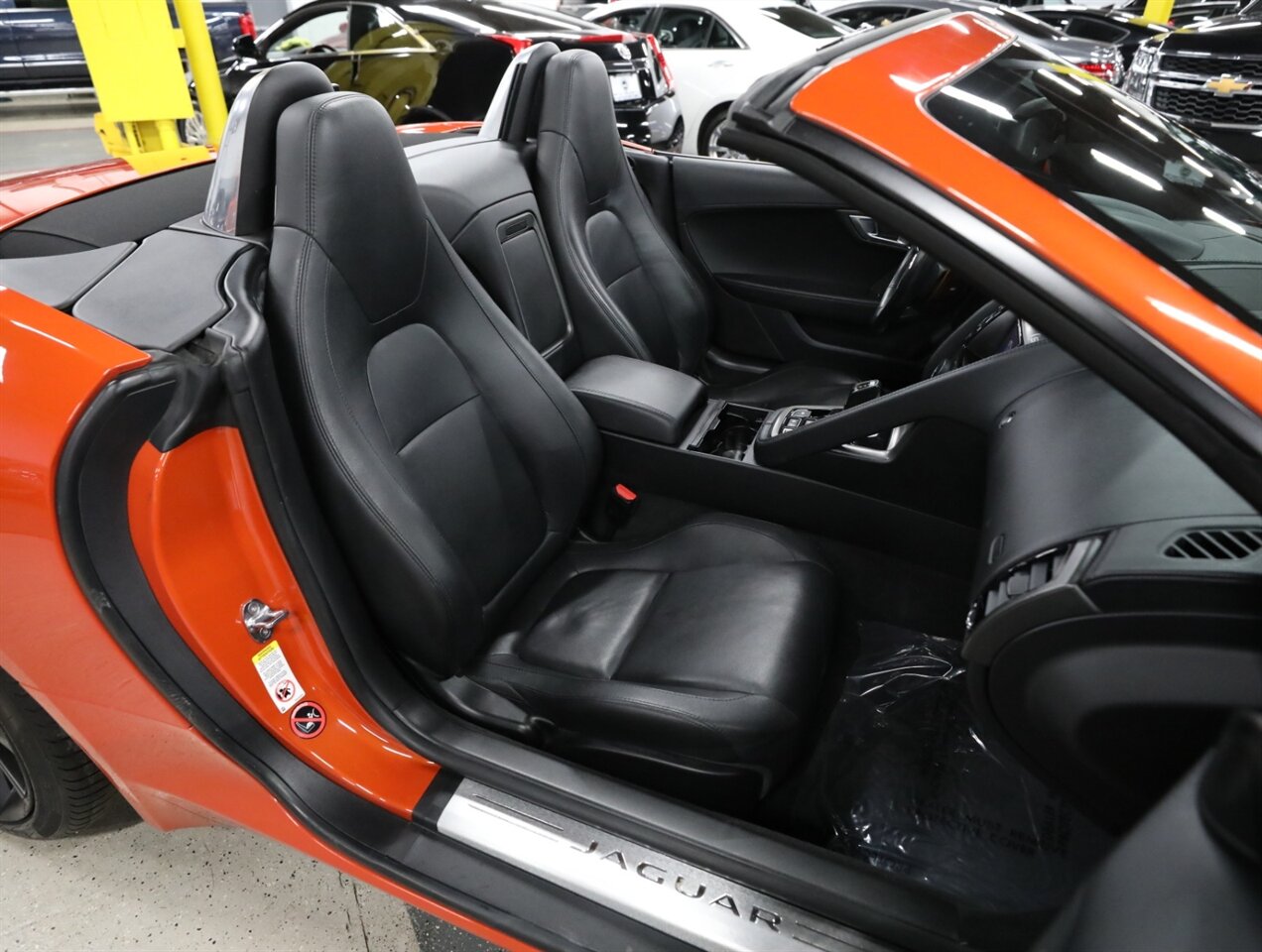 2014 Jaguar F-TYPE S Convertible - Photo 24 - Addison, IL 60101