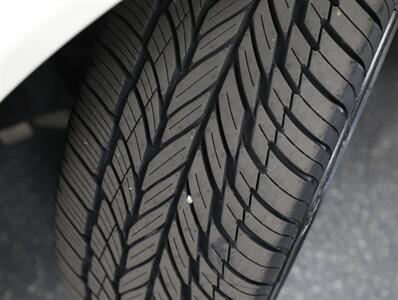 2010 Cadillac DTS   - Photo 42 - Addison, IL 60101