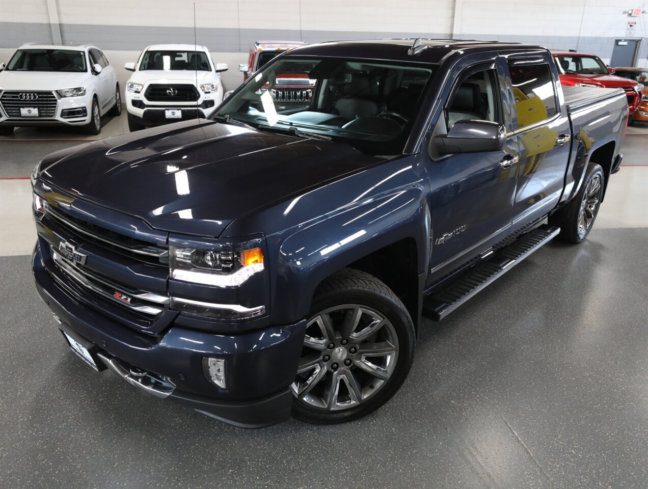 2018 Chevrolet Silverado 1500 LTZ Z71 - Photo 2 - Addison, IL 60101