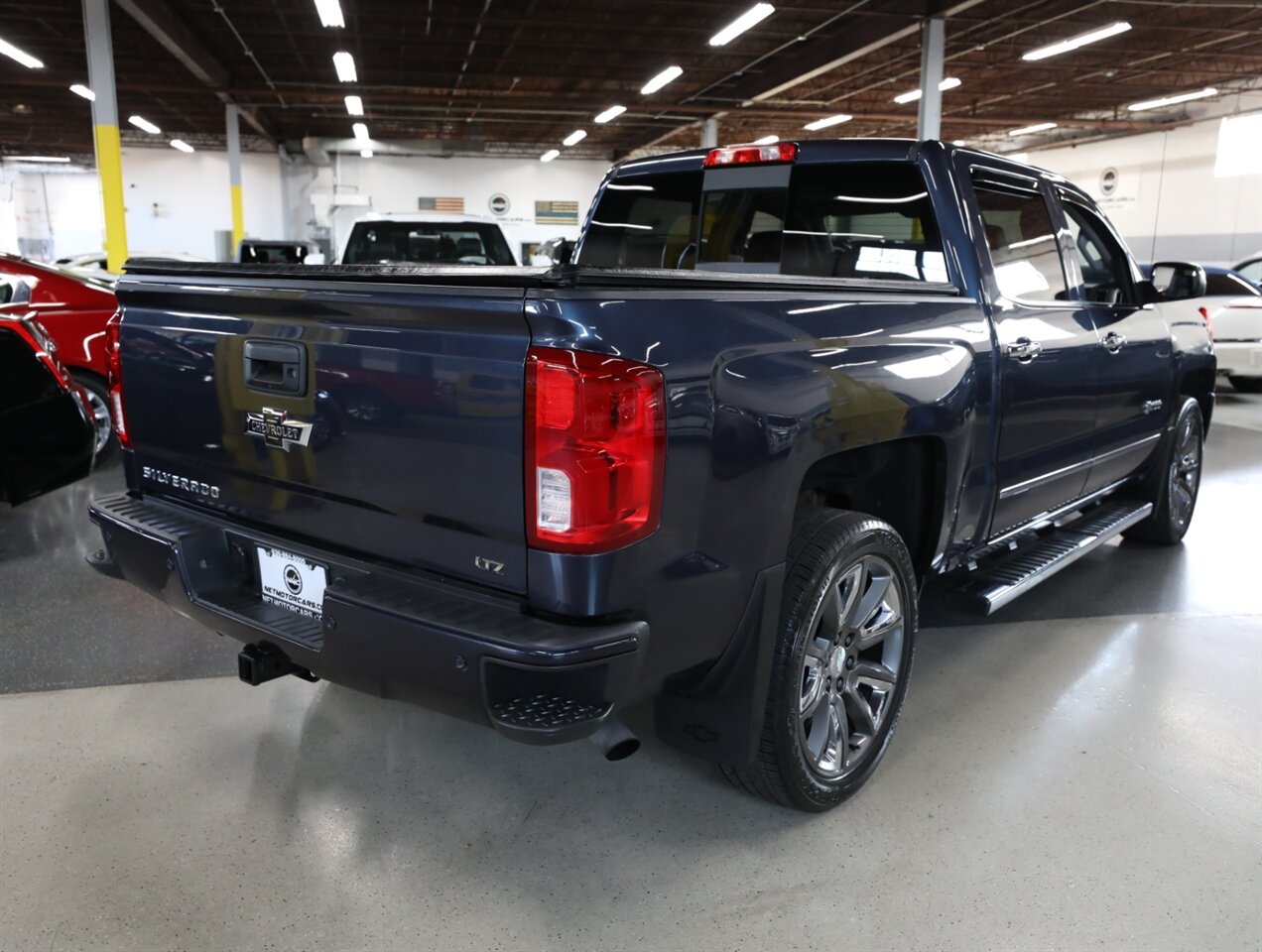 2018 Chevrolet Silverado 1500 LTZ Z71 - Photo 10 - Addison, IL 60101