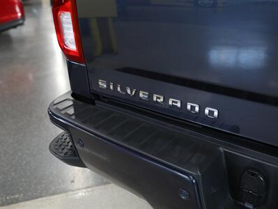 2018 Chevrolet Silverado 1500 LTZ Z71 - Photo 12 - Addison, IL 60101