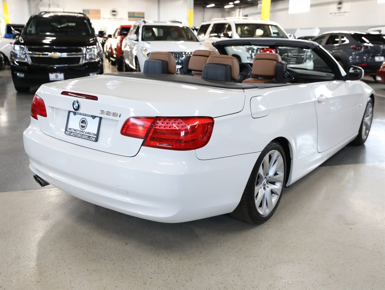 2013 BMW 3 Series 328i Convertible - Photo 9 - Addison, IL 60101