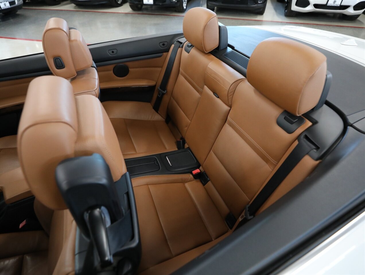 2013 BMW 3 Series 328i Convertible - Photo 21 - Addison, IL 60101