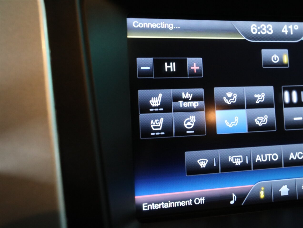 2015 Ford Explorer Sport - Photo 36 - Addison, IL 60101