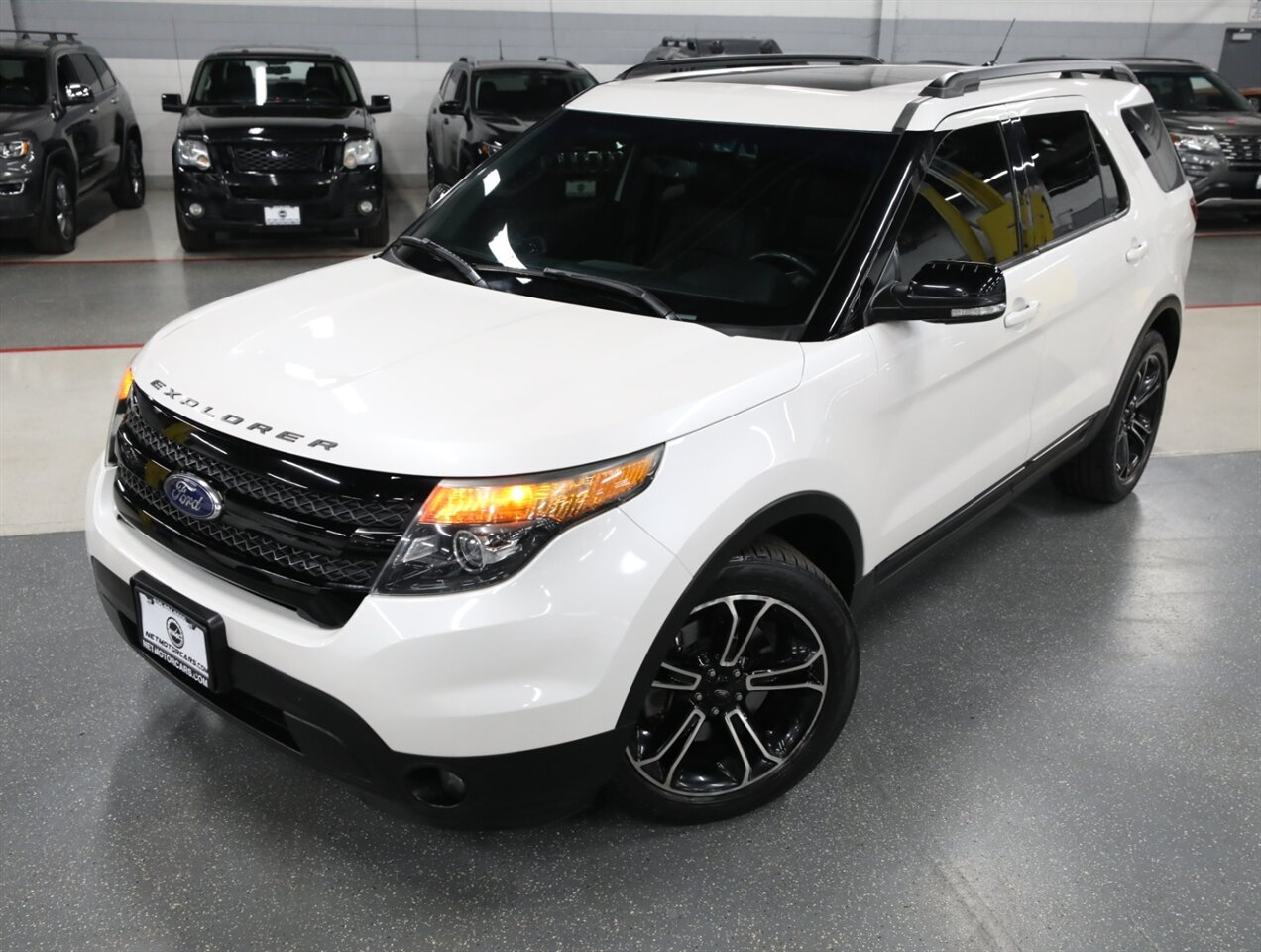 2015 Ford Explorer Sport - Photo 2 - Addison, IL 60101