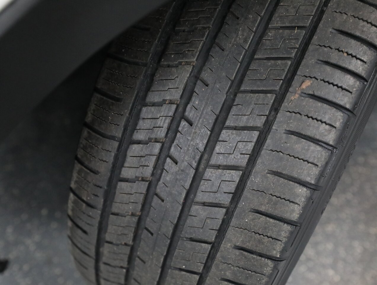 2015 Ford Explorer Sport - Photo 48 - Addison, IL 60101