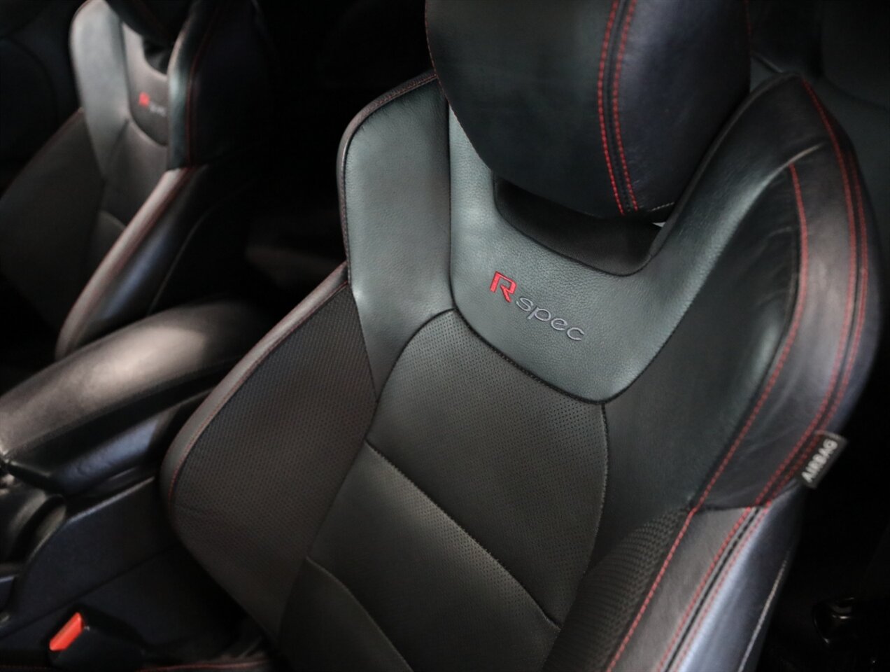 2016 Hyundai Genesis 3.8 R-Spec - Photo 26 - Addison, IL 60101