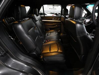 2017 Ford Explorer XLT AWD   - Photo 22 - Addison, IL 60101