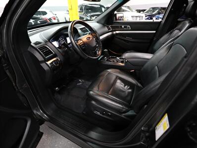 2017 Ford Explorer XLT AWD   - Photo 33 - Addison, IL 60101