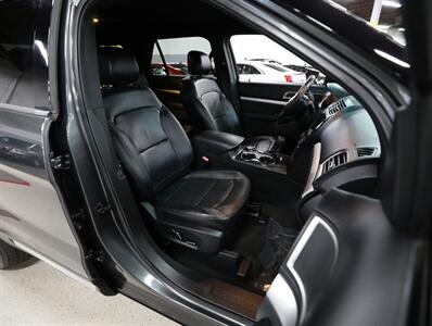 2017 Ford Explorer XLT AWD   - Photo 19 - Addison, IL 60101