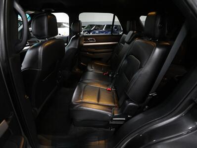 2017 Ford Explorer XLT AWD   - Photo 30 - Addison, IL 60101