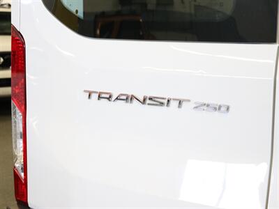 2020 Ford Transit Cargo 250   - Photo 11 - Addison, IL 60101