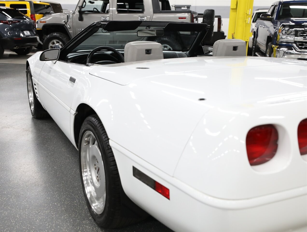 1992 Chevrolet Corvette - Photo 17 - Addison, IL 60101